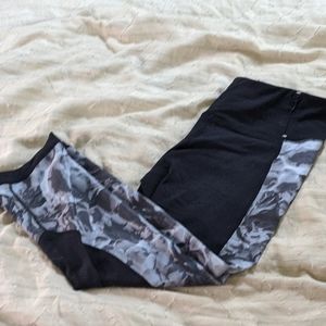 3/$20 Calia Capris - M